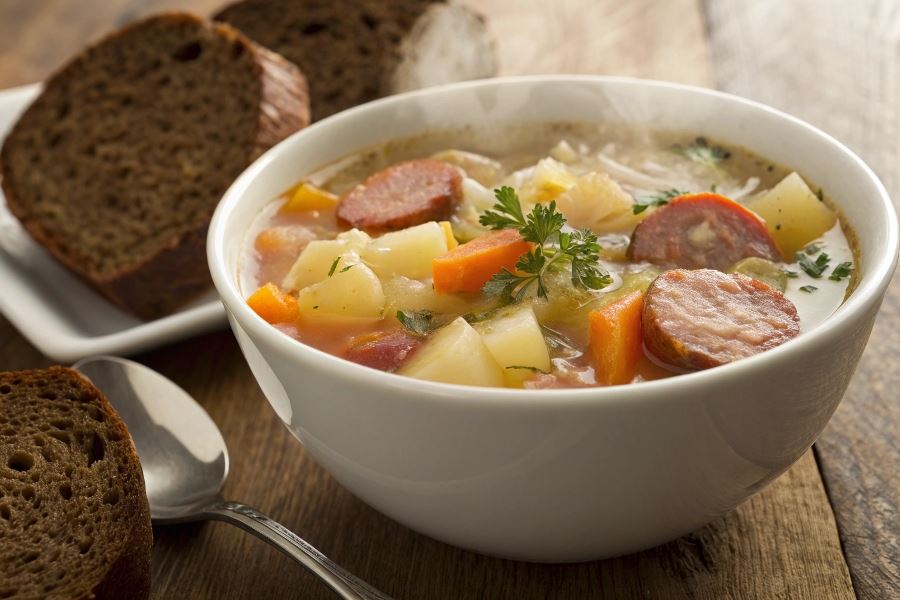 Kapuśniak z kiszonej kapusty