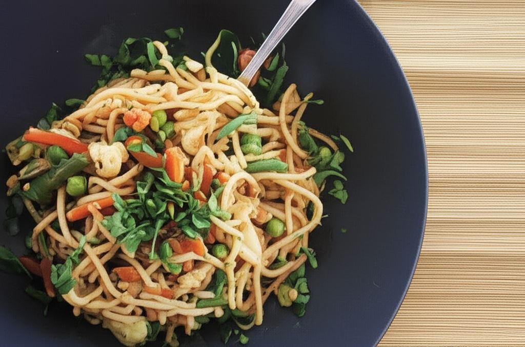 Makaron smażony z warzywami