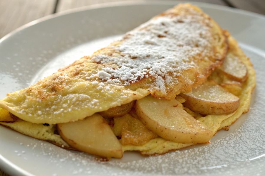 Omlet z jabłkami