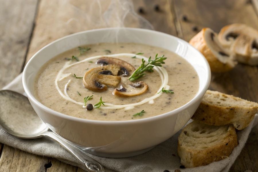 Pieczarkowa zupa kremowa
