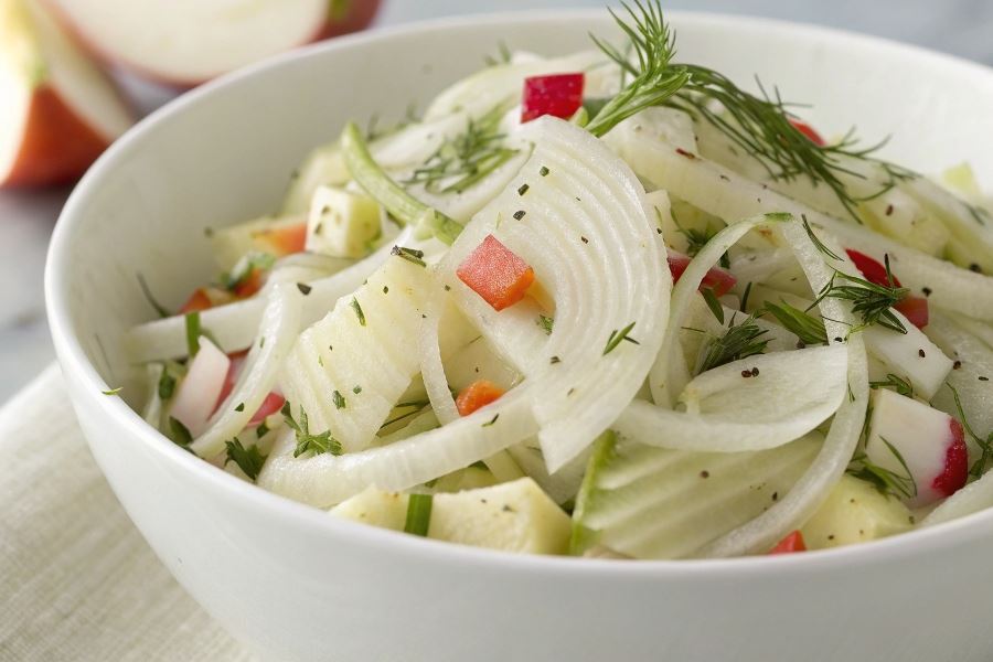 Sałatka z koprem włoskim