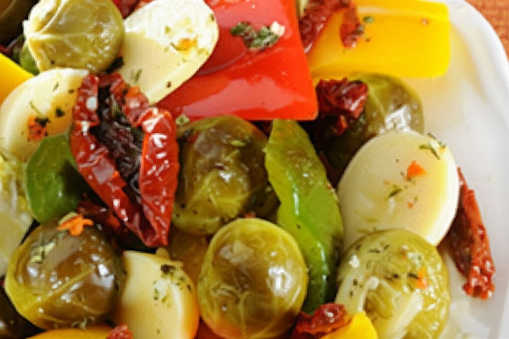 Sałatka z suszonymi pomidorami