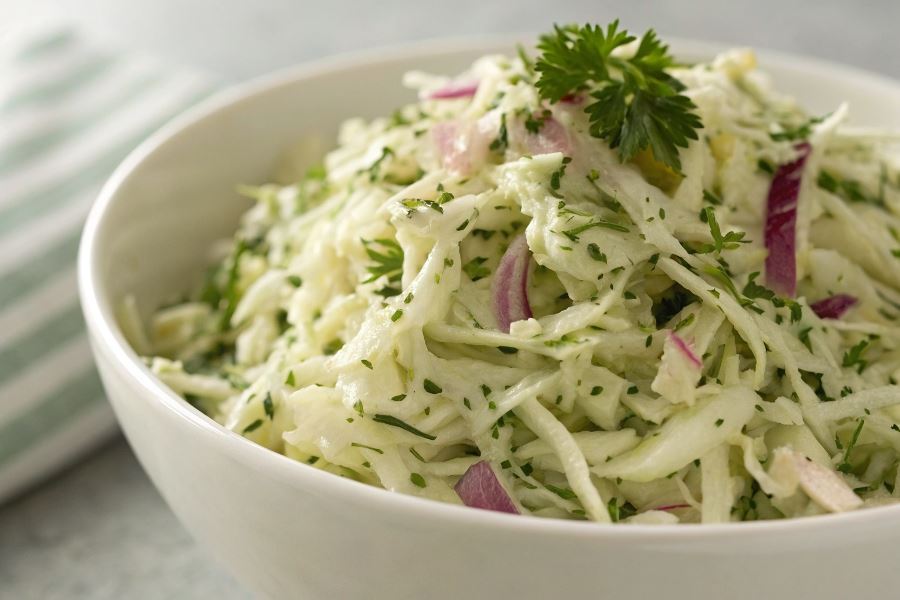 Surówka z kapusty włoskiej