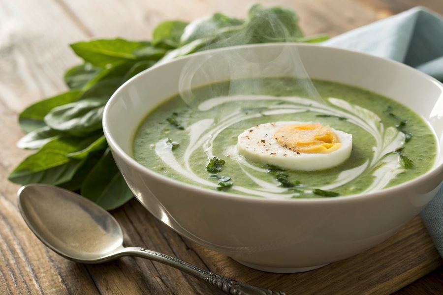 Wiosenna zupa szczawiowa