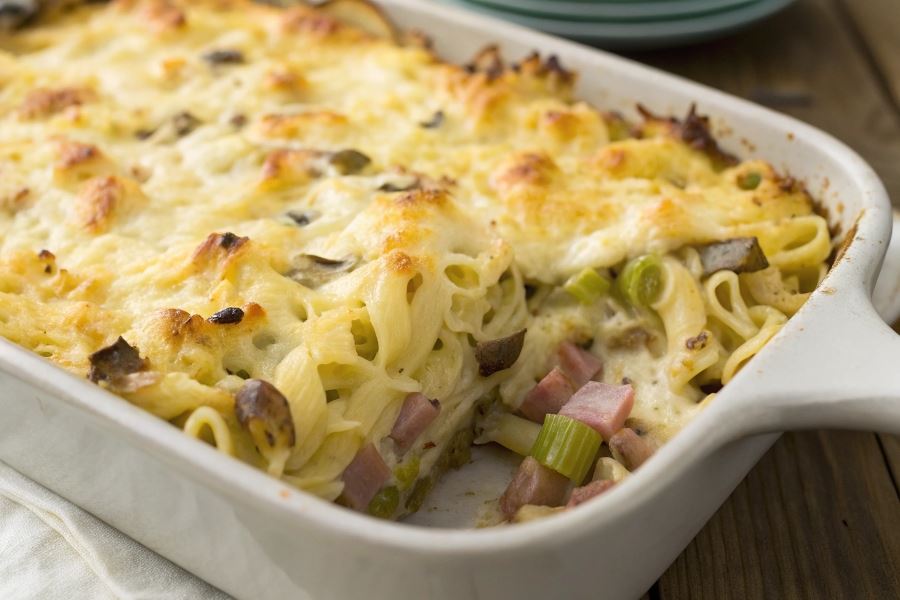Zapiekanka makaronowa z porem