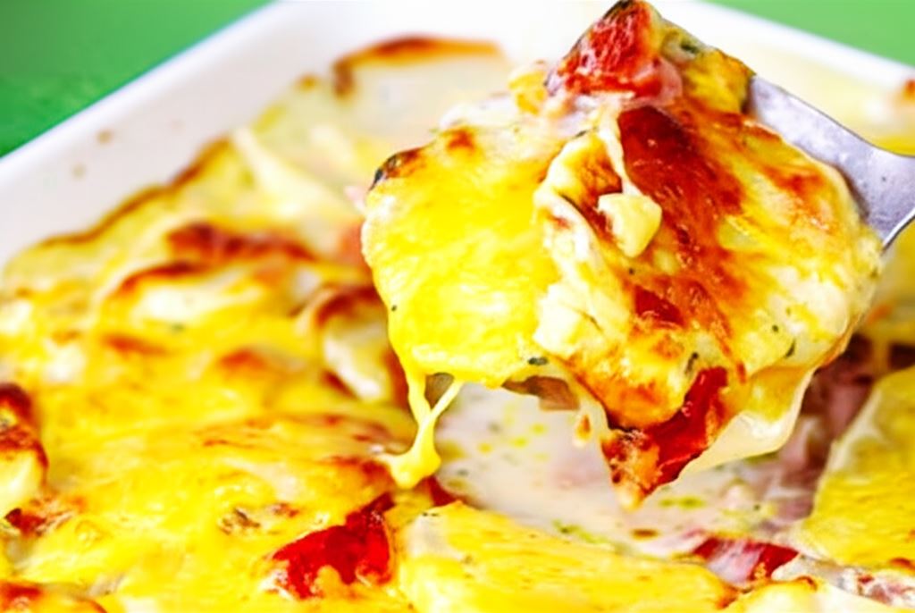 Zapiekanka z ziemniakami