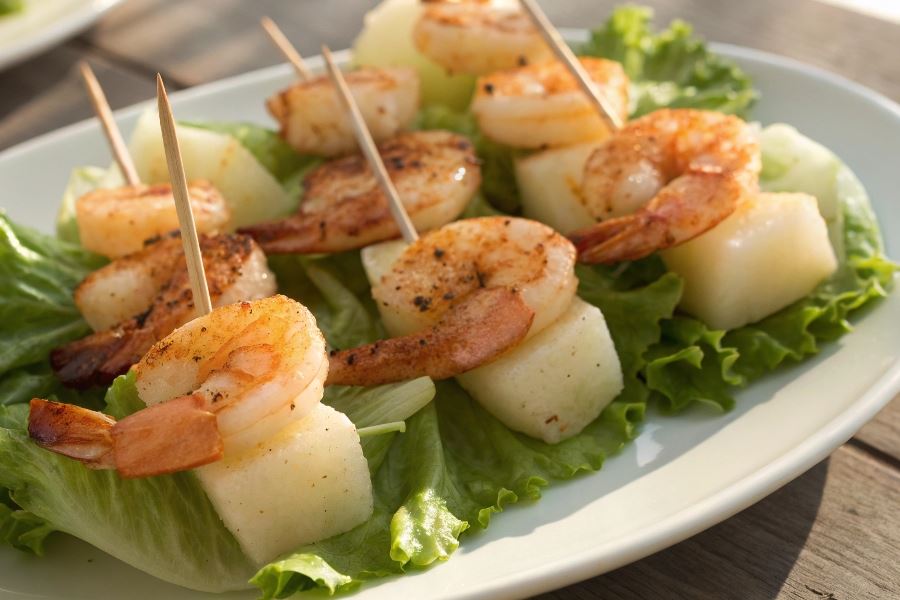Ziemniak zawijany krewetką