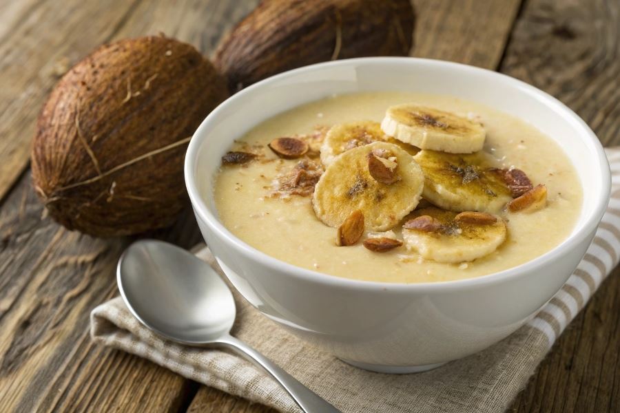 Zupa kokosowo-bananowa