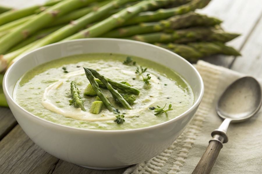 Zupa szparagowa