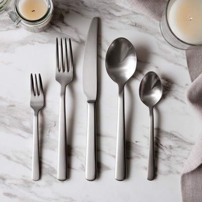 Komplety sztućców