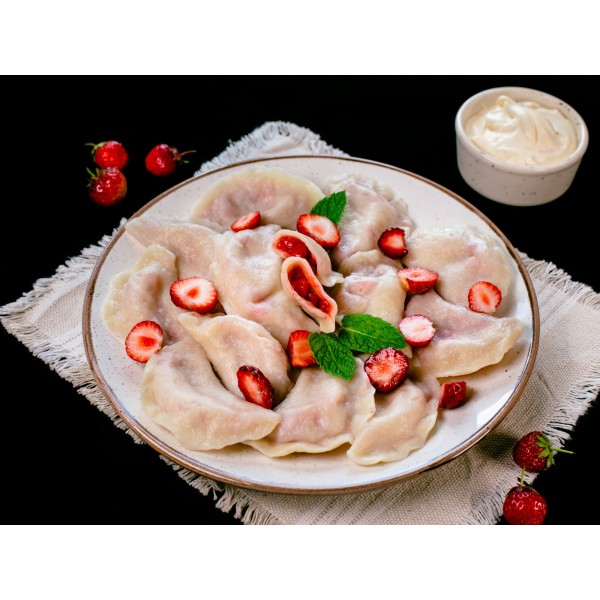 Pierogi z truskawkami 1kg