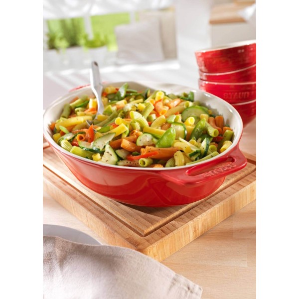 Owalny półmisek Staub COOKING (2,3 l, czerwony)