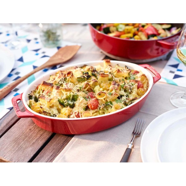 Owalny półmisek Staub COOKING (2,3 l, czerwony)