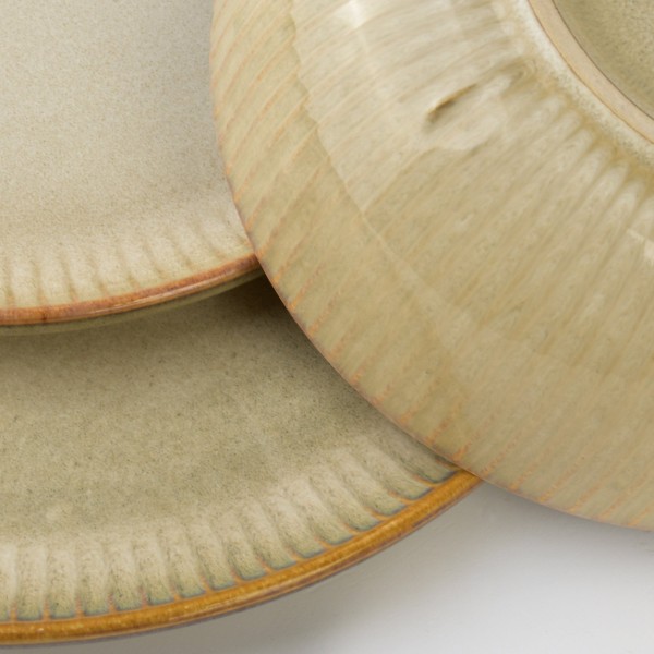 Десертна тарілка BASIC NATURE 22xh2.5 см