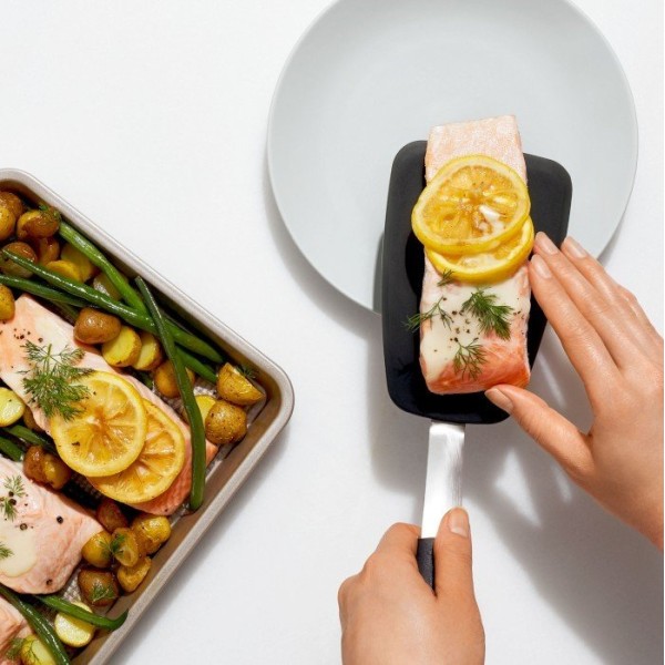 Łopatka silikonowa OXO Good Grips L (czarna)