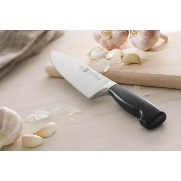 Ніж шеф-кухаря ZWILLING FOUR STAR 16 см
