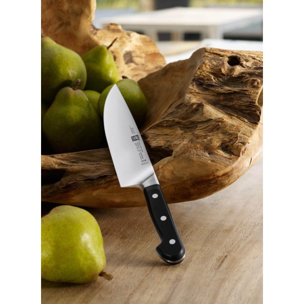 Ніж шеф-кухаря ZWILLING PRO з широким лезом 16 см