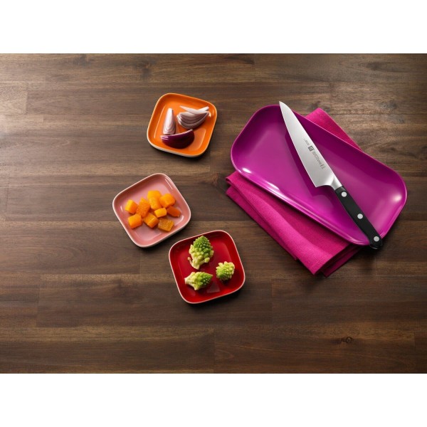 Компактний кухарський ніж ZWILLING PRO 14 см