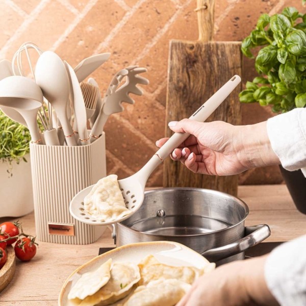 НАБІР З 12 СИЛІКОНОВИХ КУХОННИХ ПРЕПАРАТІВ У ПІДСТАВЦІ KLAUSBERG KB-9012