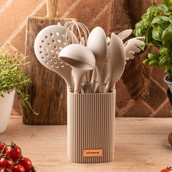 НАБІР З 12 СИЛІКОНОВИХ КУХОННИХ ПРЕПАРАТІВ У ПІДСТАВЦІ KLAUSBERG KB-9012