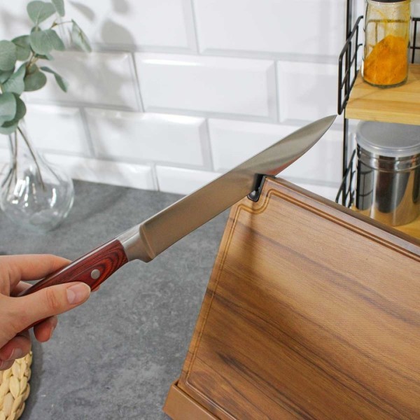 Stojak magnetyczny na noże Brunbeste 3770 (drewniany z ostrzałką)