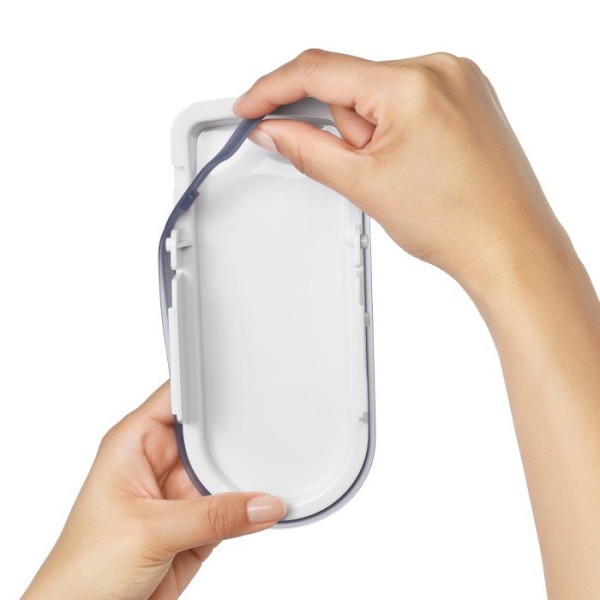 Контейнер OXO-Kuchon S 2.3 л. Білий, з гарним схопленням