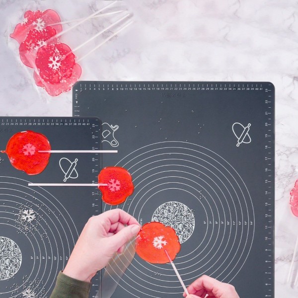 Stolnica silikonowa do ciasta VILDE 279002 (64x45 cm)