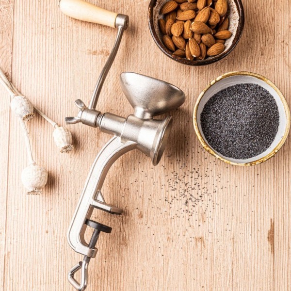 Maszynka do mielenia maku i orzechów Kinghoff KH-1952 (ręczna)