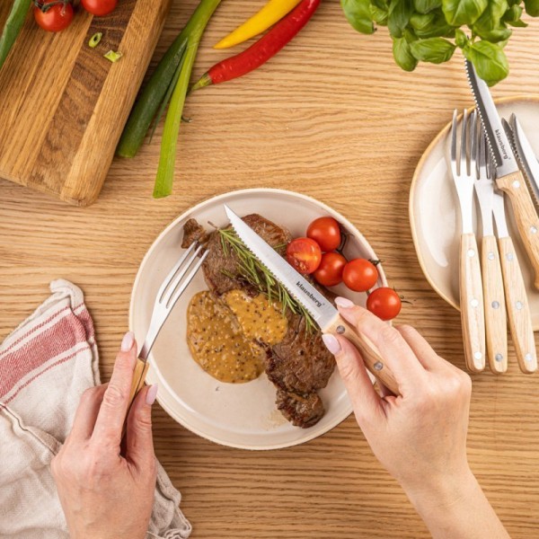 НАБІР СТОЛОВИХ ПРИБОРІВ ДЛЯ СТЕЙКА 8 предм. KLAUSBERG KB-7976