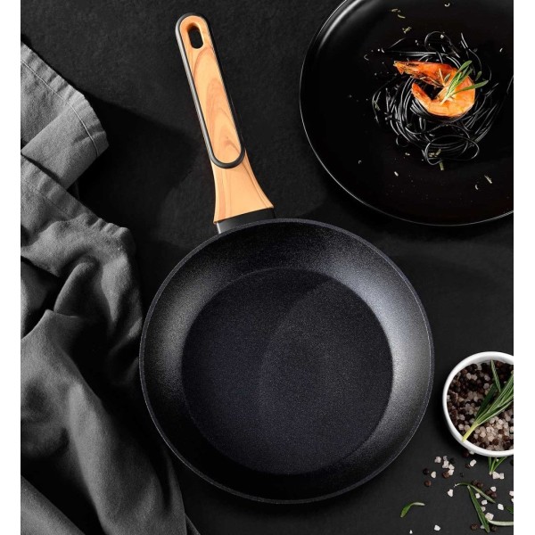 Patelnia tradycyjna Bergner BG-56031 (24 cm)