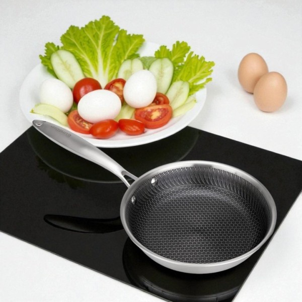 Patelnia stalowa ELITEHOFF E-7546 (22 cm)