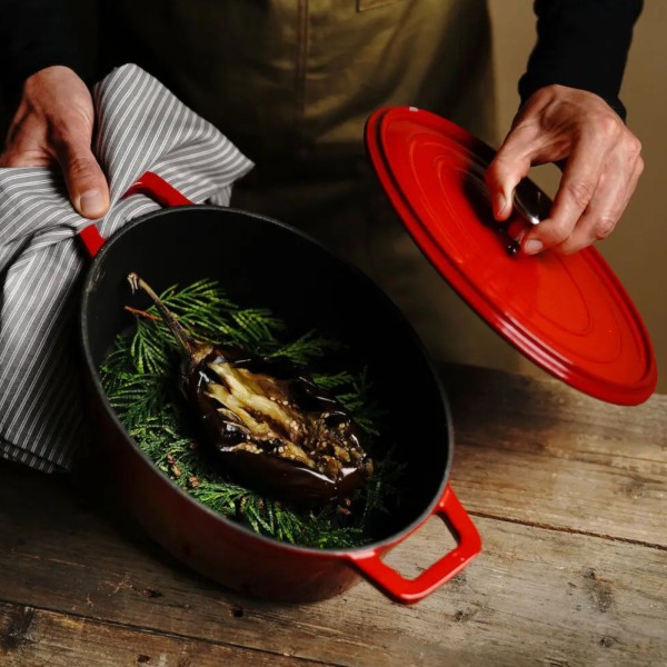 Чавунна каструля з емальованим покриттям 4,4 л червоного кольору - Hendi 626849