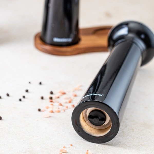 Набір сільничок KLAUSBERG KB-7705 з чорним перцем, сіллю, спеціями