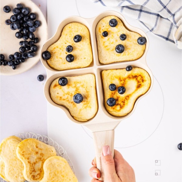 Patelnia do jajek i placków Klausberg KB-7819 (beżowa)