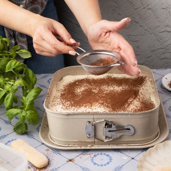 Forma do pieczenia kwadratowa rozpinana Kinghoff KH-1977 (27,5×27,5 cm)