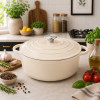 EMALIOWANY GARNEK ŻELIWNY 24cm 4,2L KREMOWY 7765