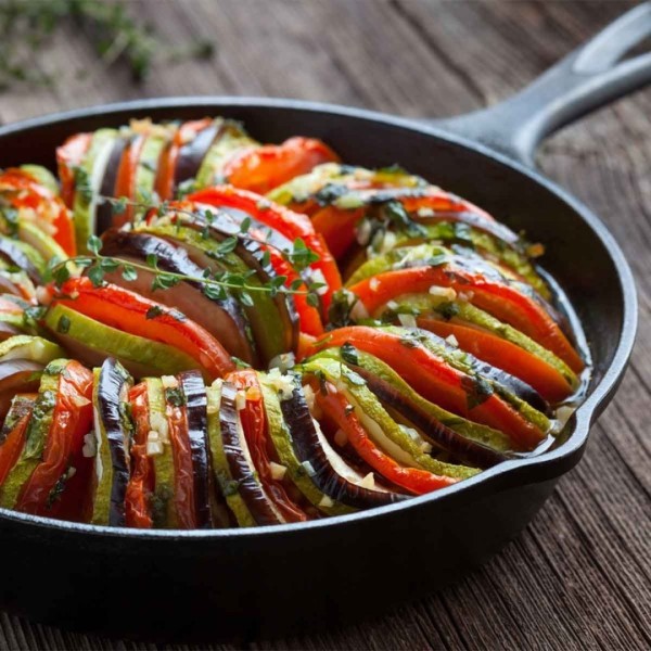 Patelnia żeliwna HAGE 31cm (indukcja)